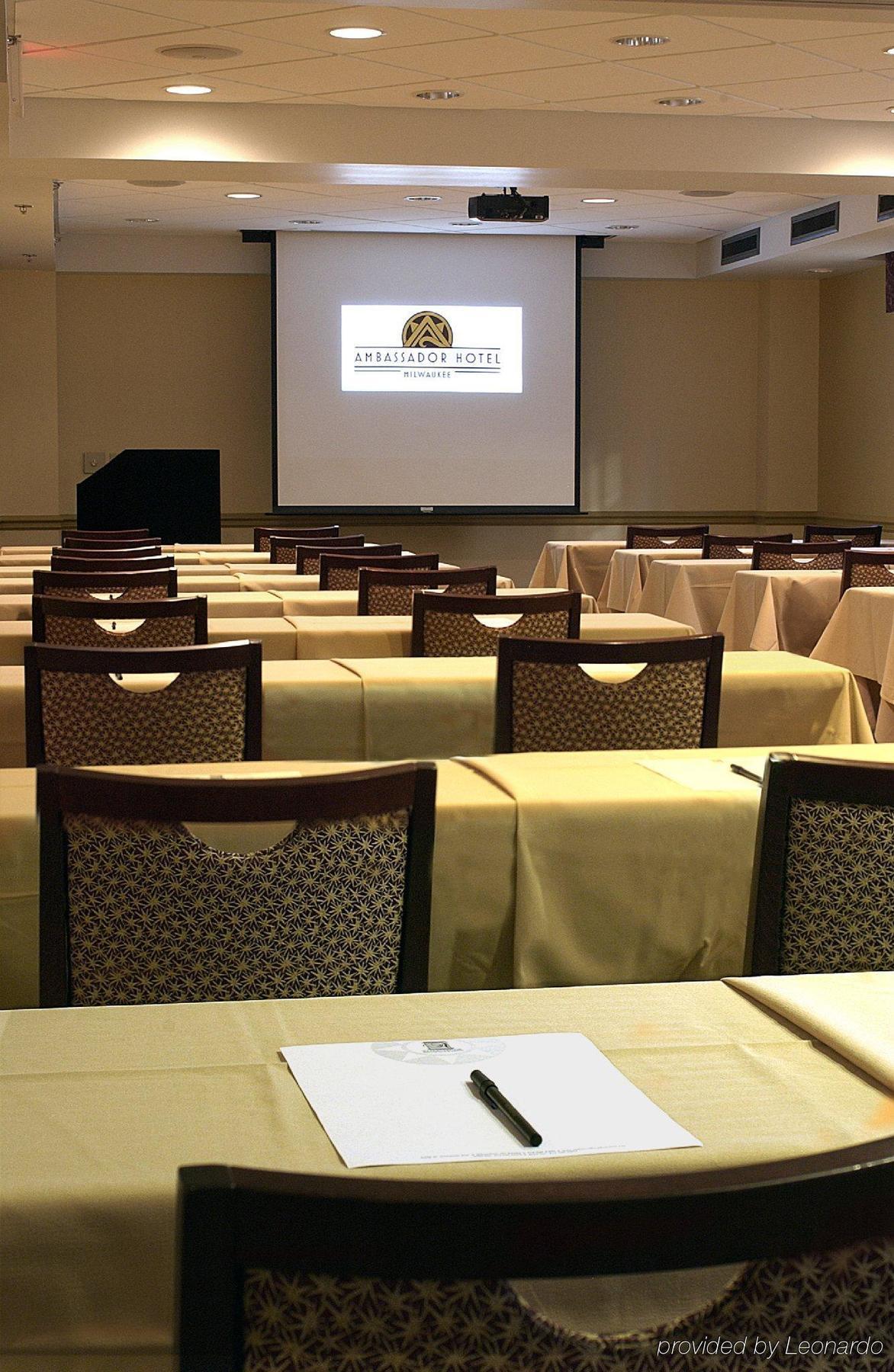 Hotel Ramada By Wyndham Milwaukee Facilités photo