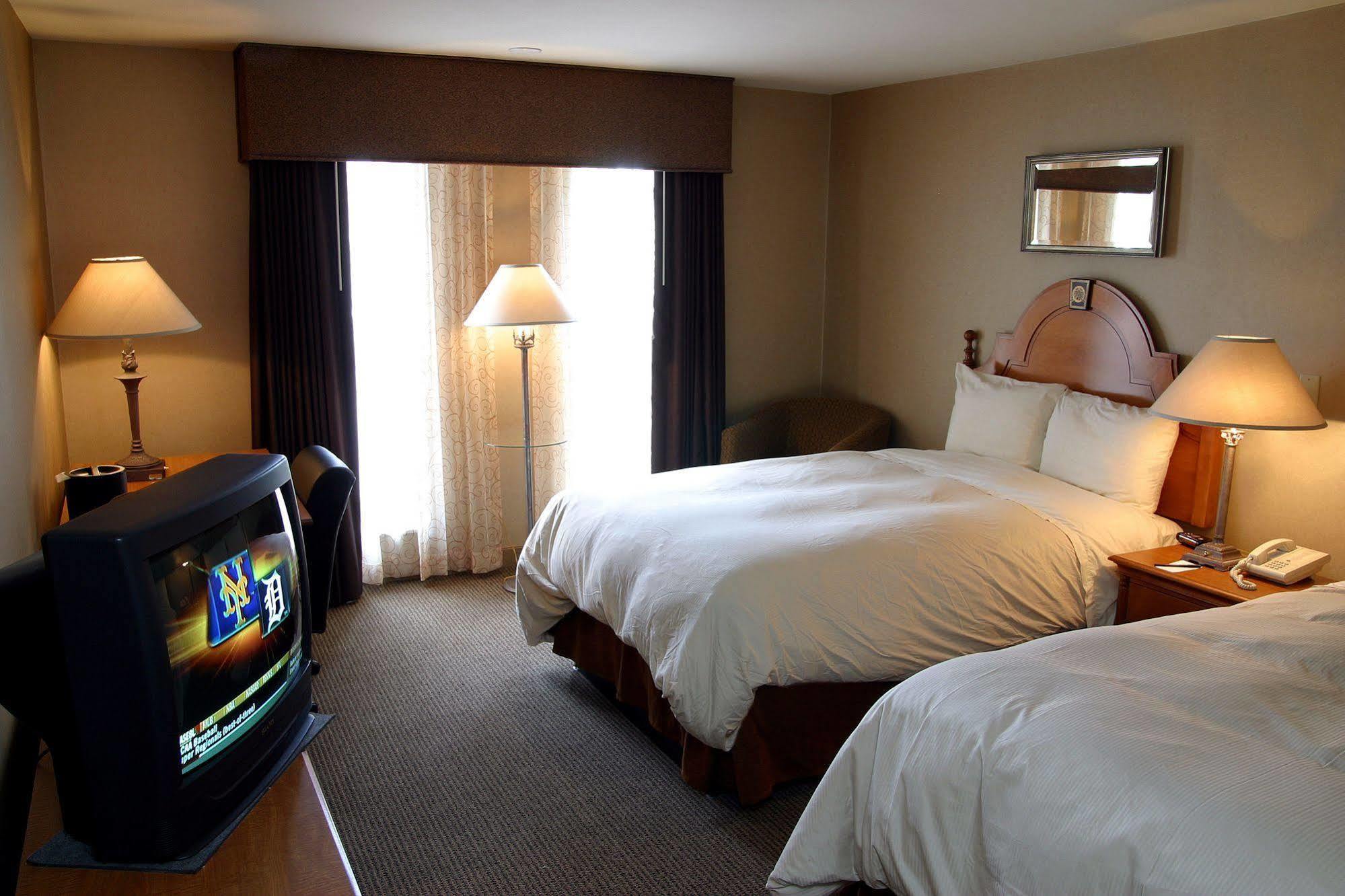 Hotel Ramada By Wyndham Milwaukee Chambre photo